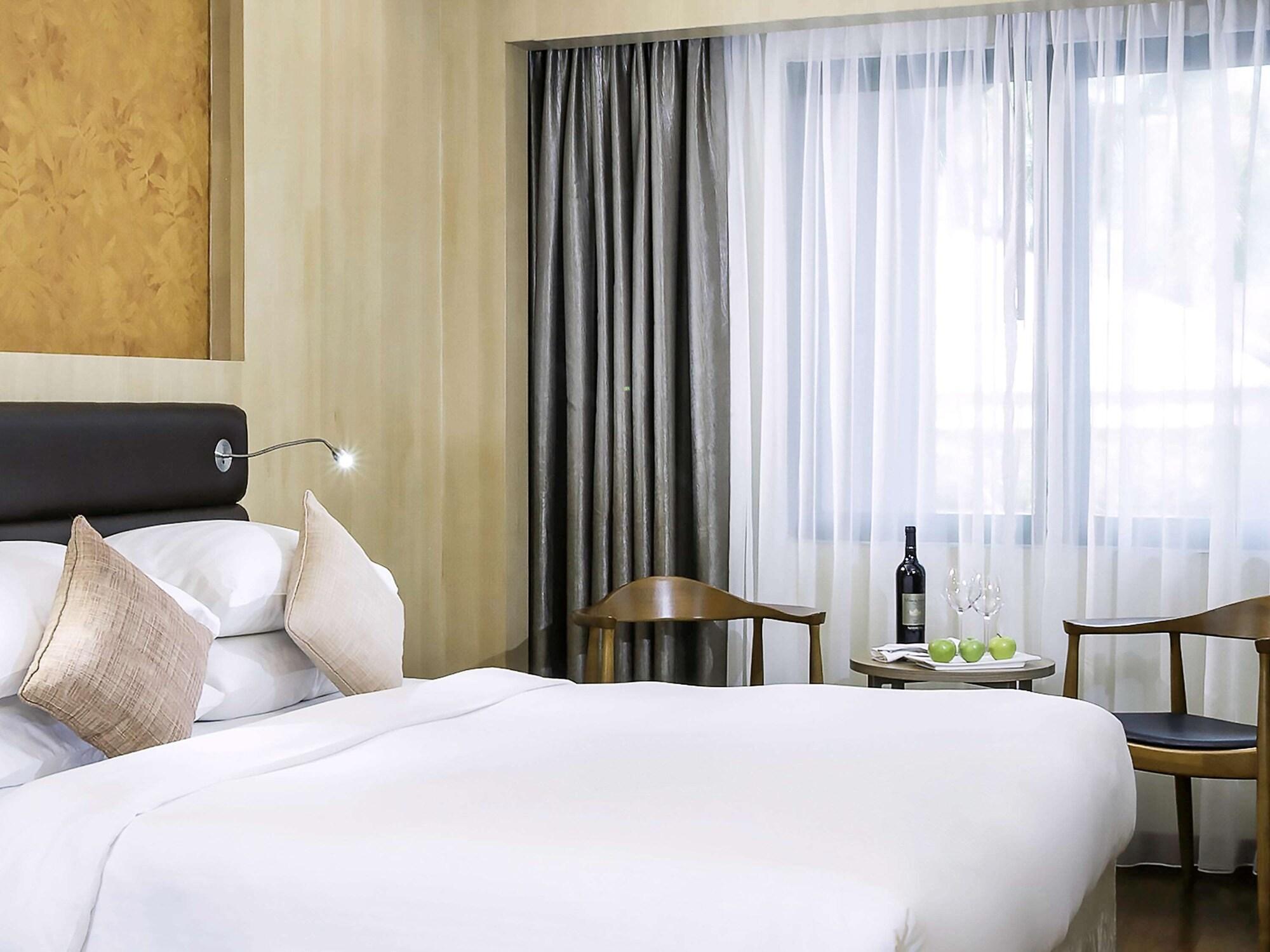 Mercure Yangon Kaba Aye Экстерьер фото
