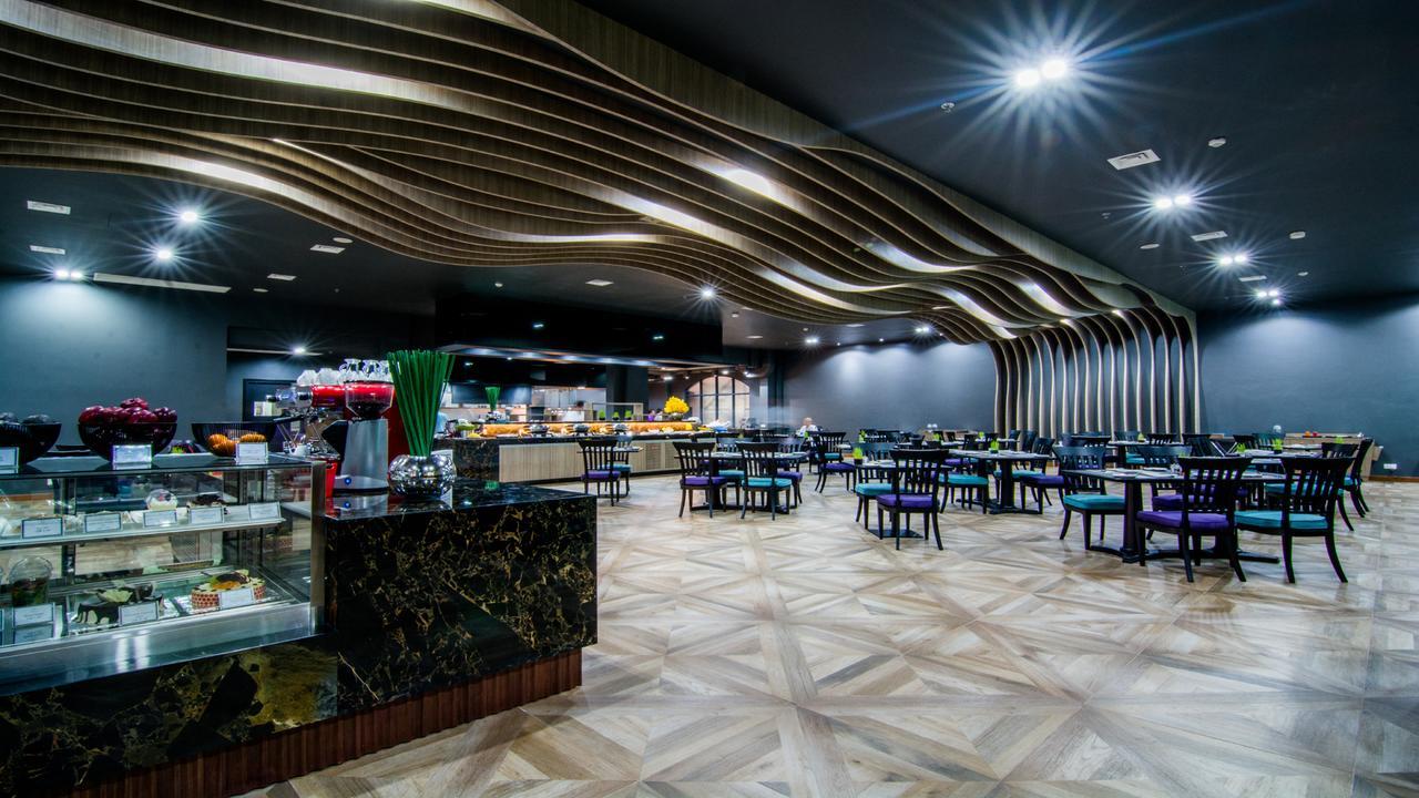 Mercure Yangon Kaba Aye Экстерьер фото