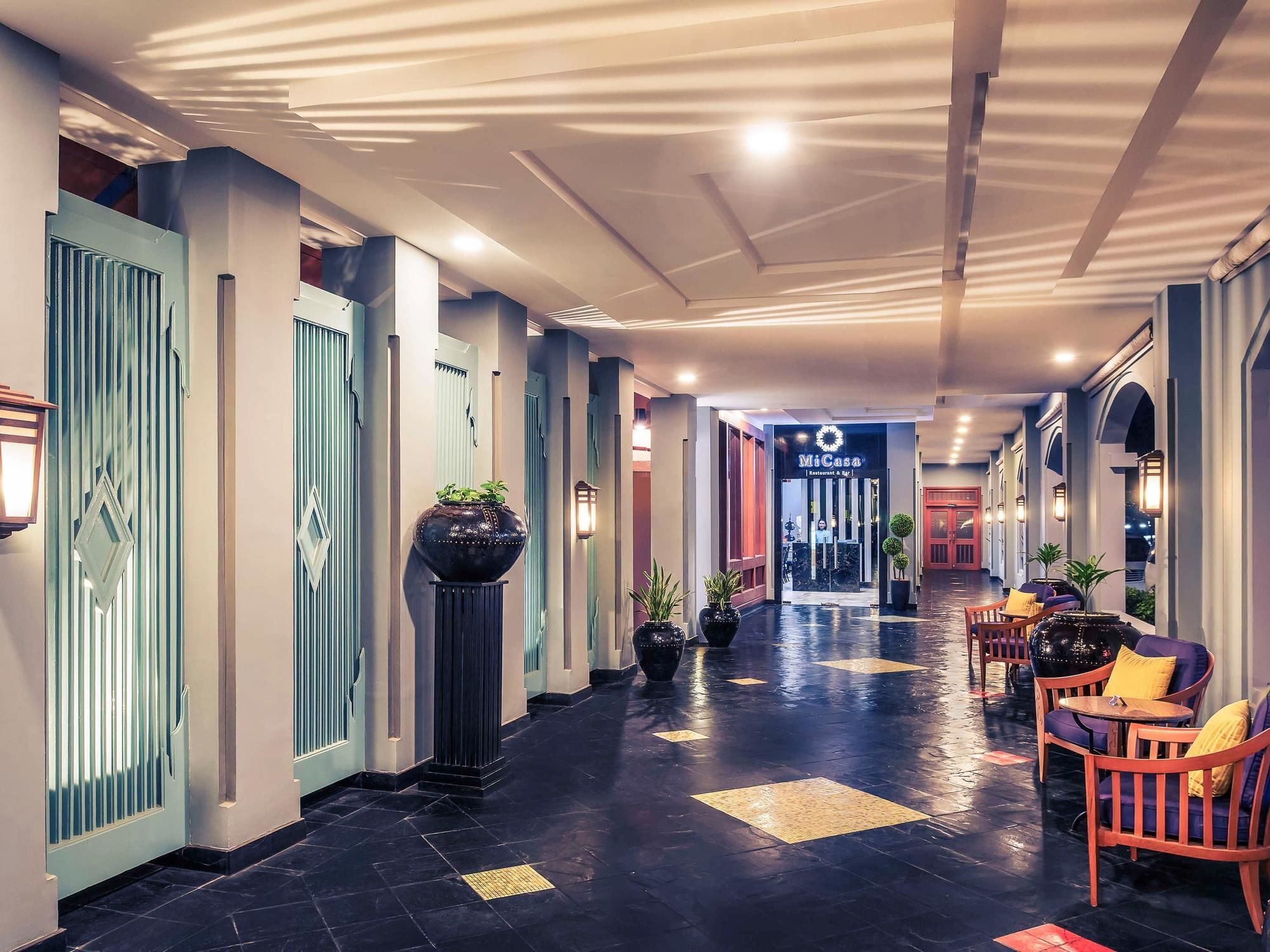 Mercure Yangon Kaba Aye Экстерьер фото